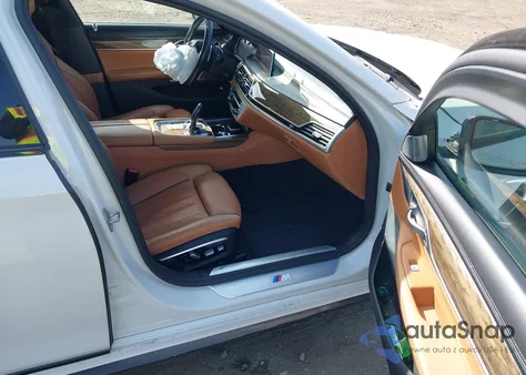 2016 BMW 750I xDrive from USA, damaged, VIN WBA7F2C54GG419323